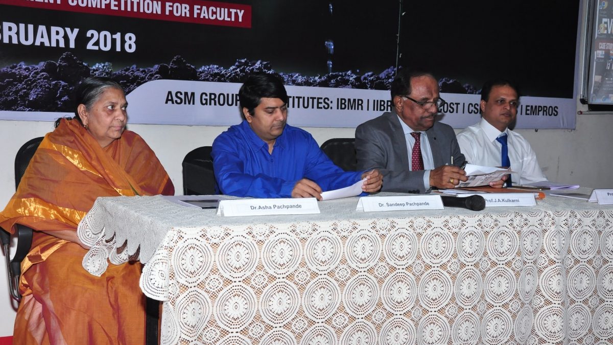 Dr. Asha-Pachpande, Dr. Sandeep Pachpande and Prof. J.A. Kulkarni, Prof. Bhushan Pednekar